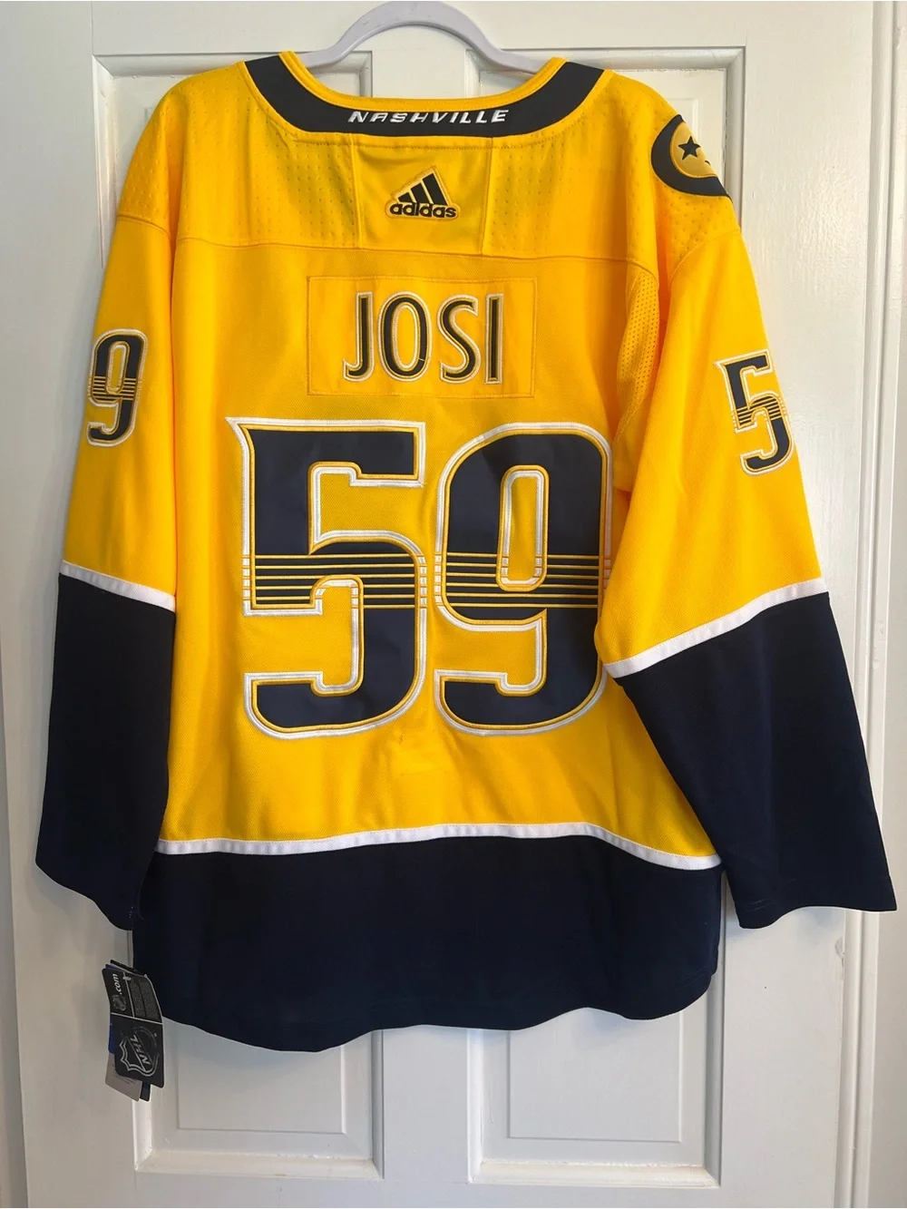 NHL Adidas Nashville Predators Roman Josi Jersey - Picture 2 of 5